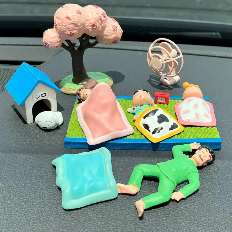 

Anime Crayon ShinChans Action Figure PVC Collection Nohara Shinnosuke Family Portraits Figurine Sleep Model Kids Toys 4pcs/set