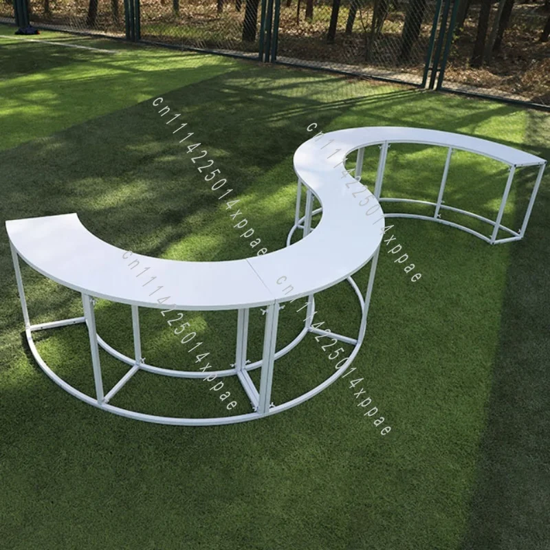For Outdoor Picnics and Event Weddings Metal Curved Party Table Serpentine Design Display Stand