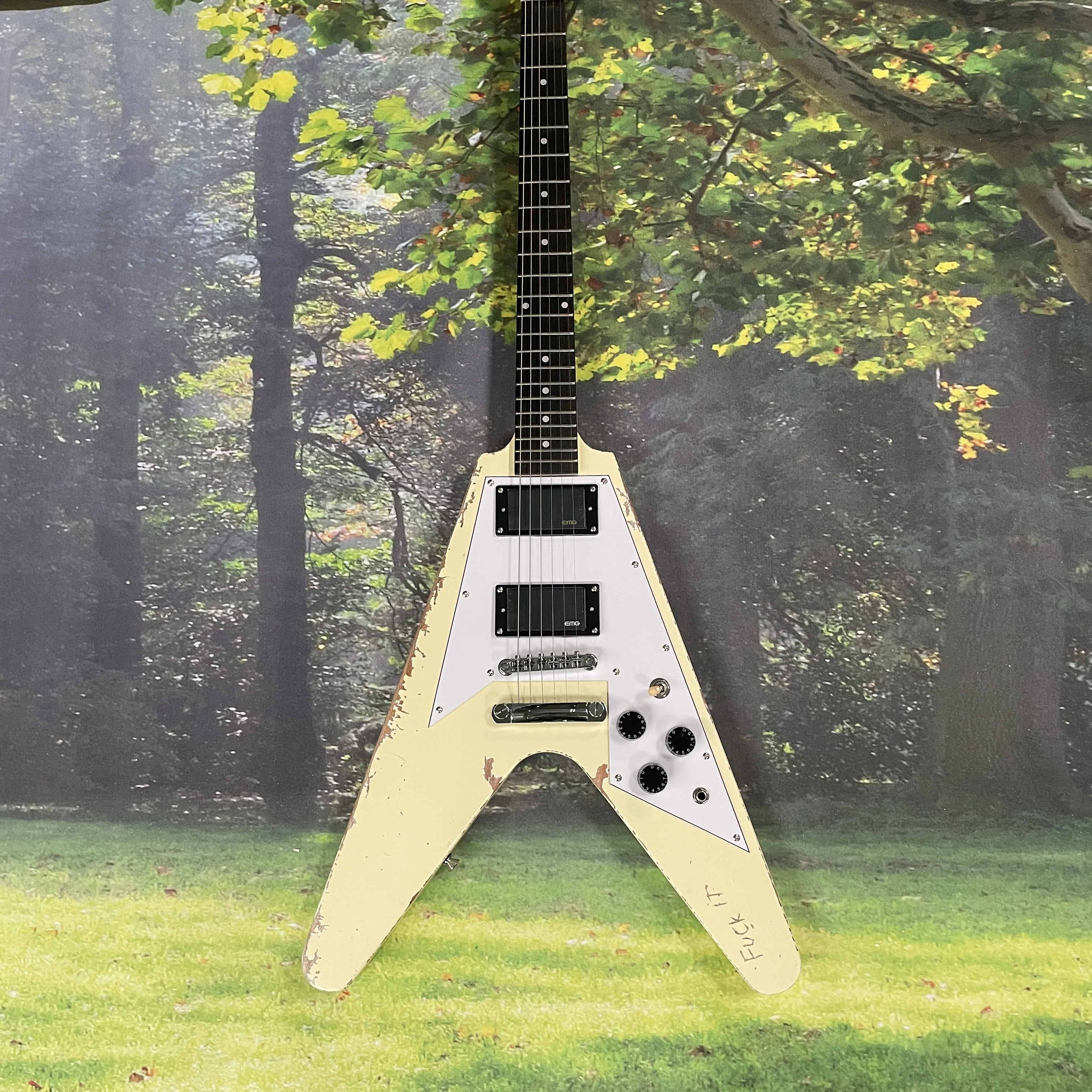 حار بيع البقايا الطائر الخامس القيثارات الكهربائية نسخة يدويا روزوود فريتس جيتار عالي الجودة