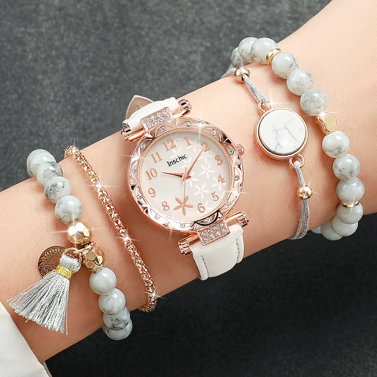 5PCS/Set Women\'s Watch Fashion Flowers Dial Leather Band Quartz Watches Beads Bracelet Set（Without Box）