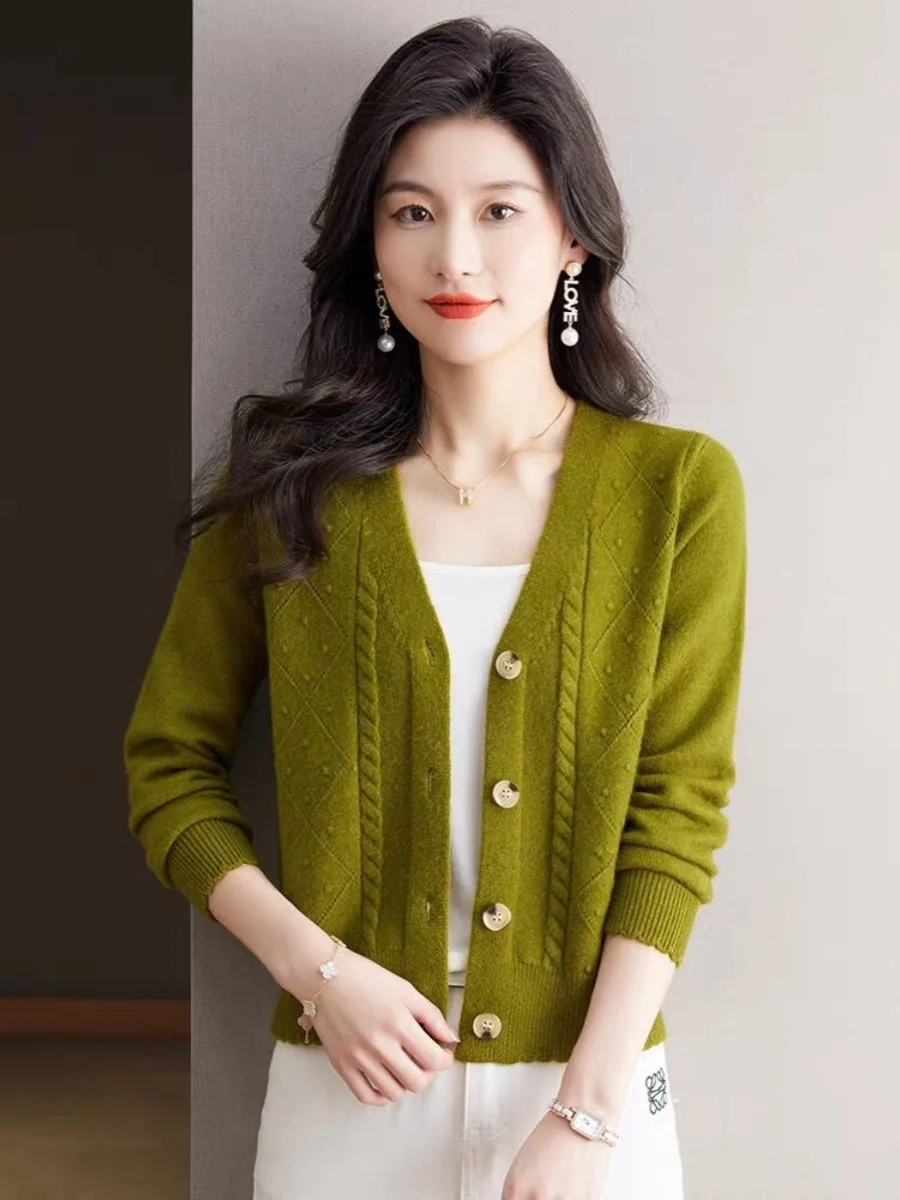 

High Waist Short Knitted Cardigan Women's Small Size Skirt Match Autumn New Style Knitted Shirt Waist Slimming Sweater Coat