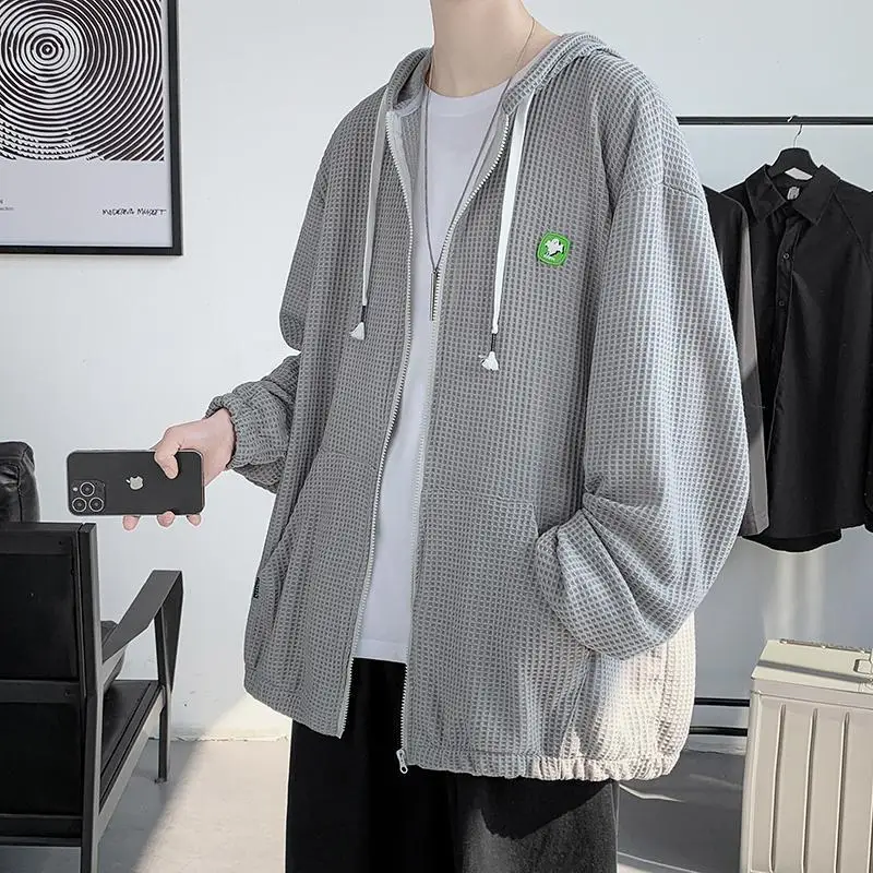 2023 New Spring and Summer Thin and Minimalist Waffle Cut Out Casual Loose and Versatile Men's Ice Silk Hooded Sunscreen Jacket