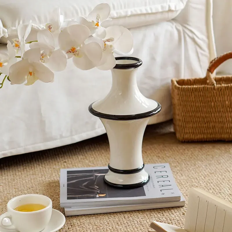 

Ретро Новая Керамическая Ваза Простой Современный Свет Роскошное Искусство Настольный Цветочный Орнамент Украшение Орнамент