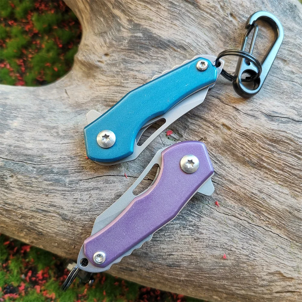 New EDC Hiking Camping Mini Folding Knife Outdoor Survival Portable Stainless Steel Keychain Pocket Knife Outdoor Tool