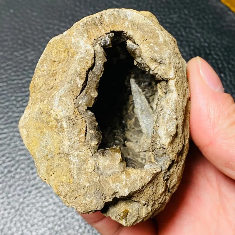 Natural agate crystal cave treasure basin energy storage spiritual energy healing family feng shui decorative item