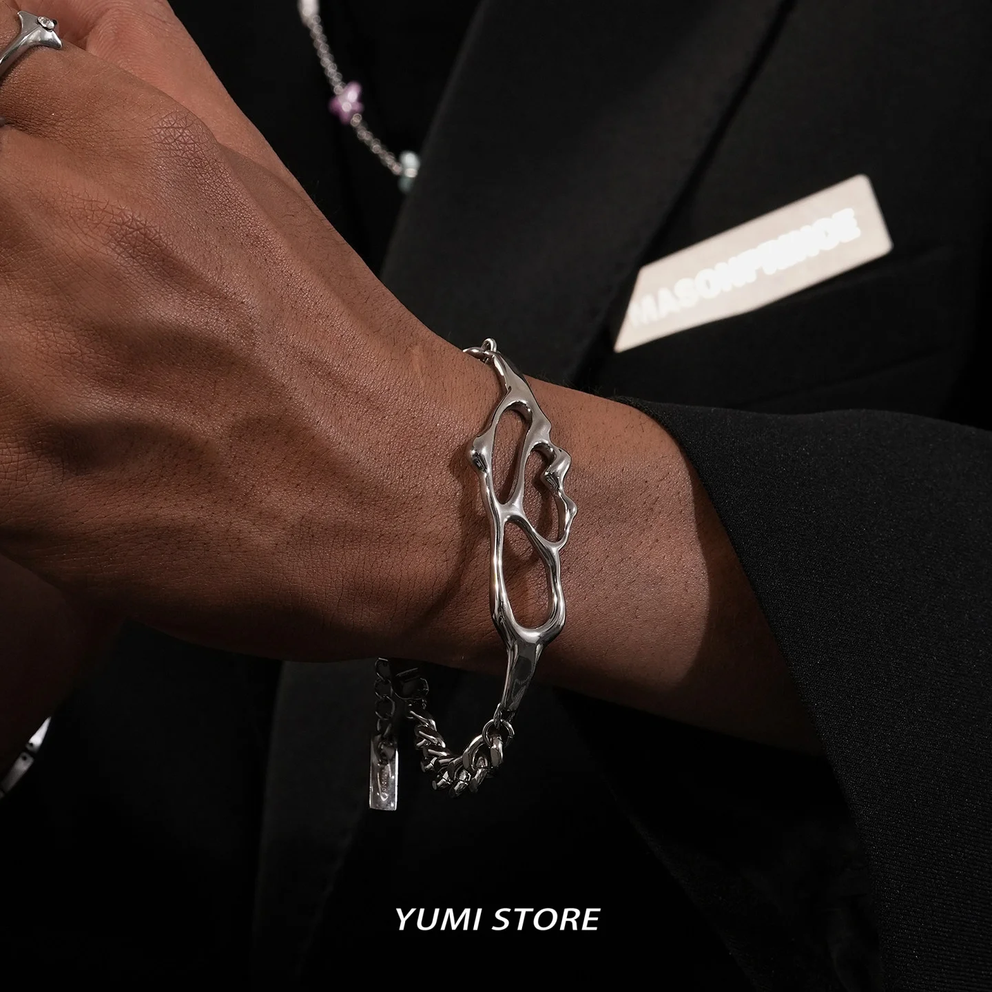 Titanstahl Unregelmäßiges Herz-Armband Hohle Geometrische Kette für Damen und Herren Y2K Punk Streetwear Modeschmuck – Detail 3