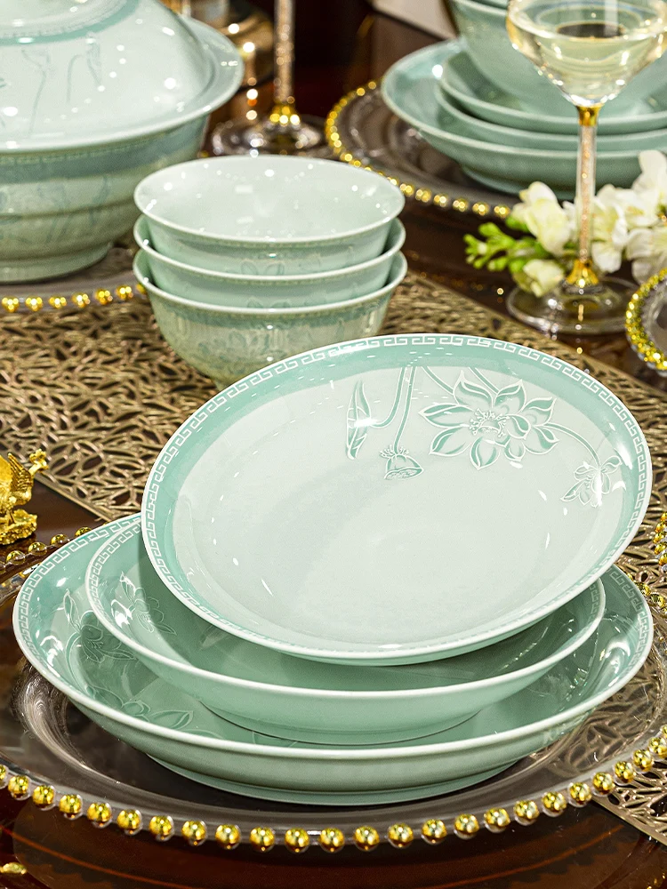 Chinese Style Celadon Lotus High-temperature Underglaze Blue Porcelain Tableware Set for Home New Bowls and Dishes Set