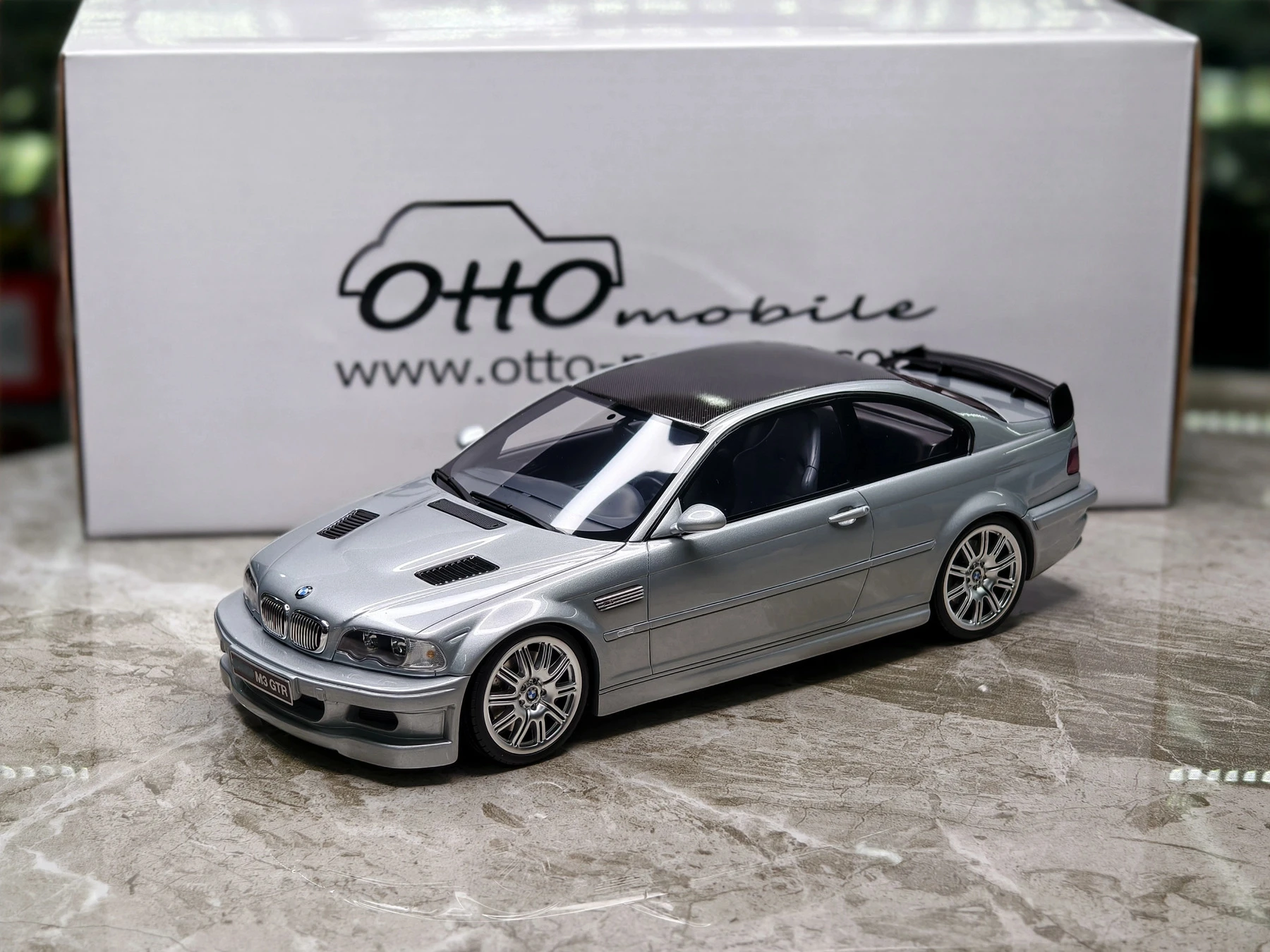 OTTO 1:18 E46 M3 GTR شارع تيتان 2001 محاكاة طبعة محدودة الراتنج معدن ثابت سيارة لعبة مجسمة هدية
