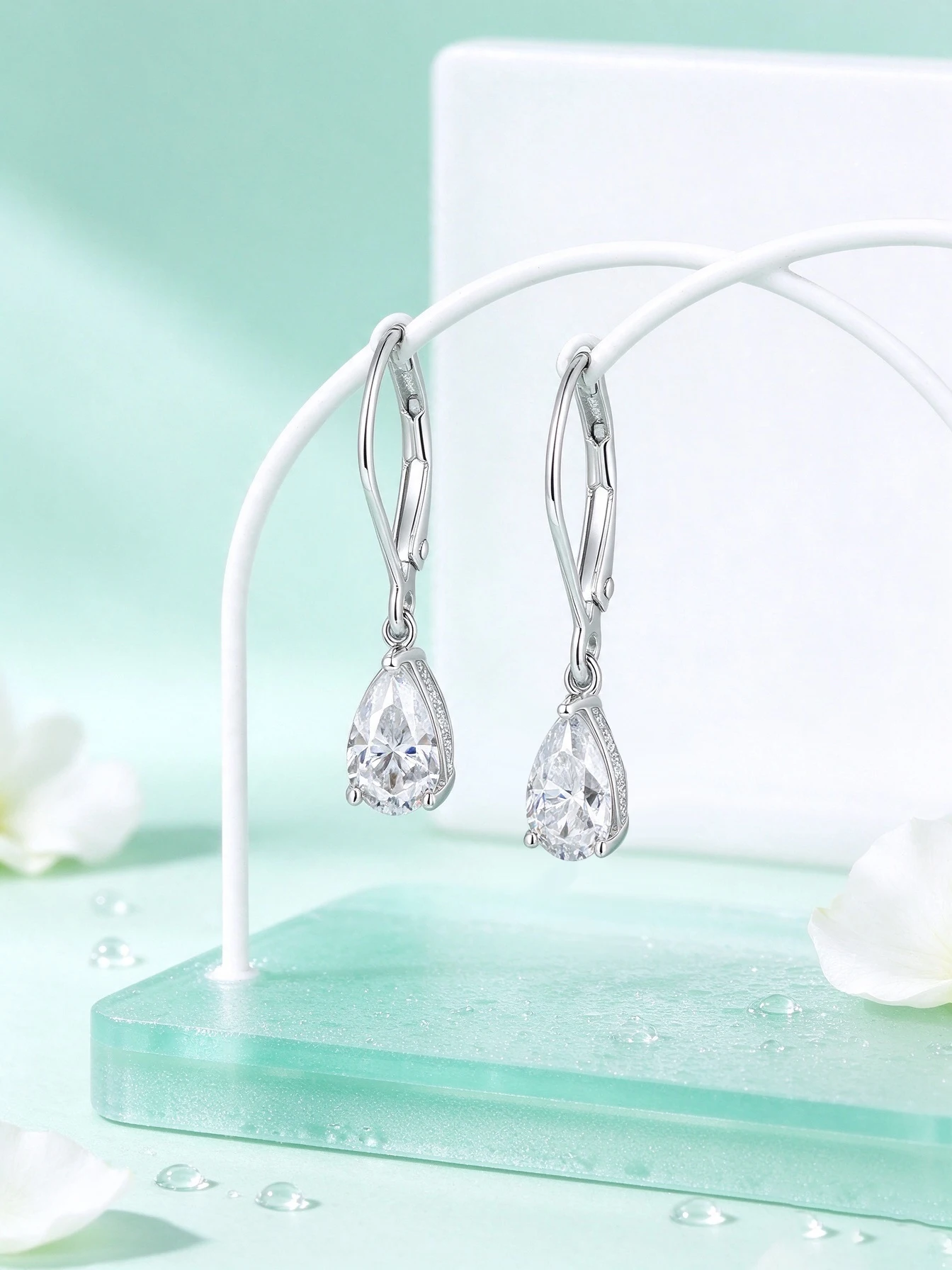 XCY 1 ct 5*8mm Pear Moissanite Drop Earrings Women 925 Sterling Silver Teardrop Leverback Dangle Earrings Wedding Party Jewelry
