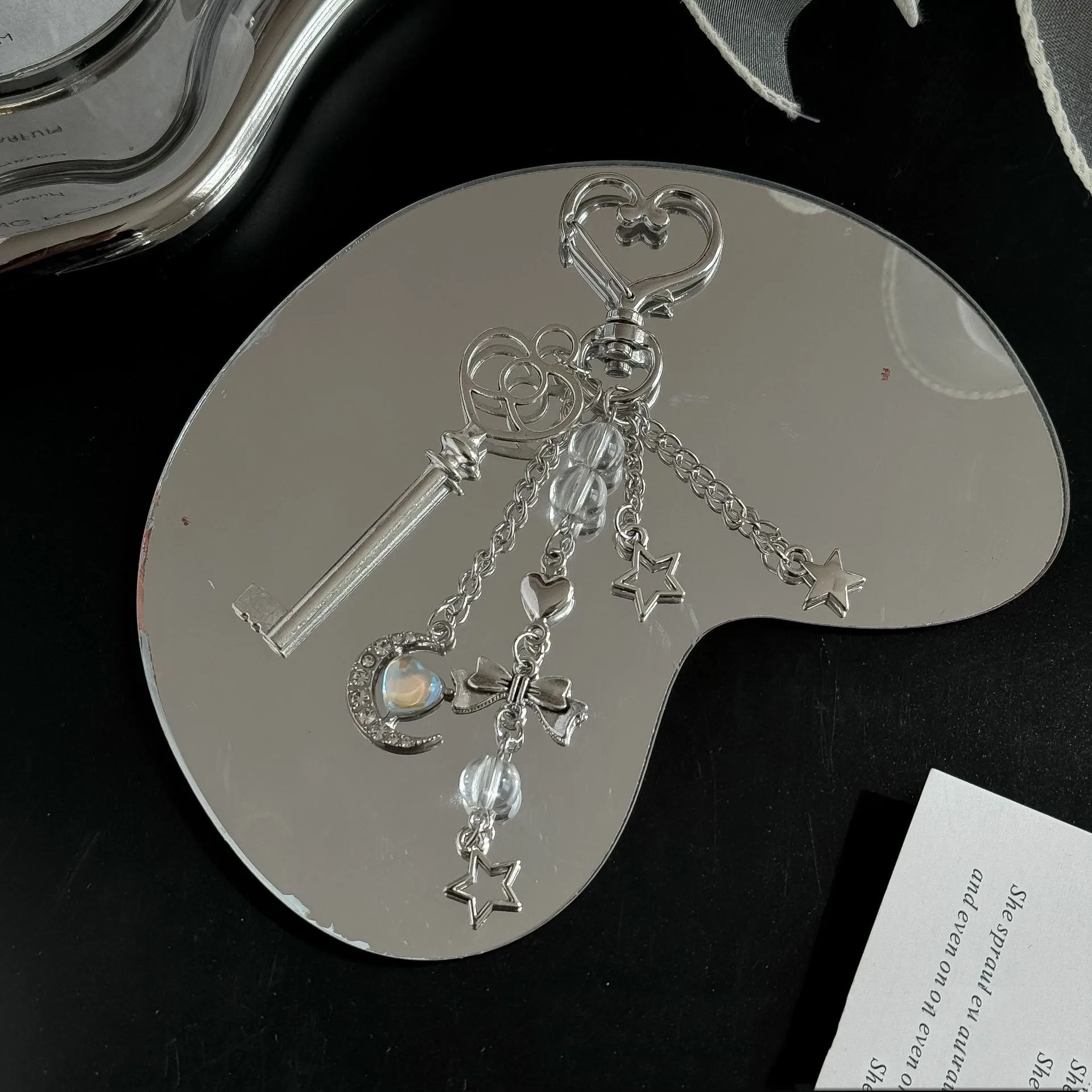 

Creative Phone Chain Charming Bow Key Accessories Korean Key Chain Pendant Cute Bag Accessories Keychain For Car Keys Gift