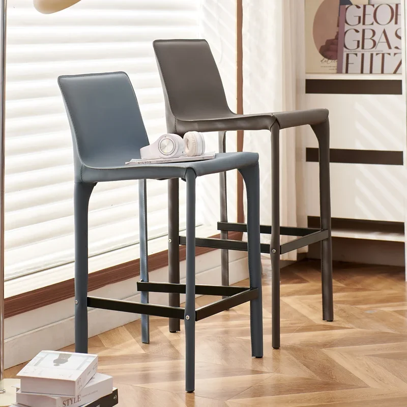 

Nordic Simple Bar Stool Saddle Leather Modern Luxury Hard Leather Counter Chair for Home