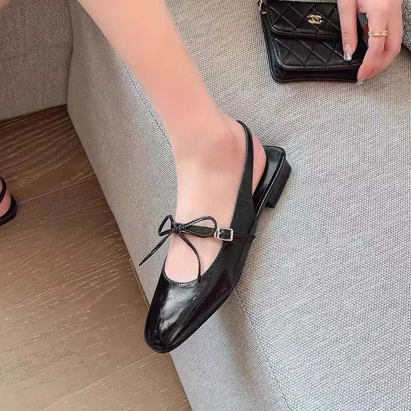 2024 Summer Design Women Sandal Fashion Narrow Band Dress Square Heel Shoes Ladies Outdoor Patent Leather Mary Jane Shoes