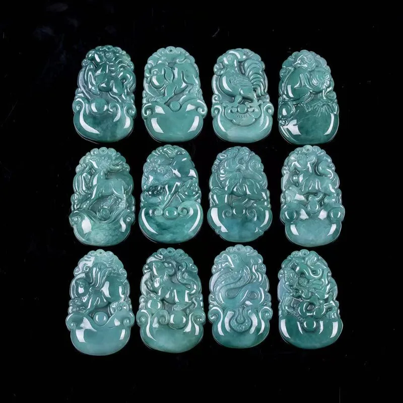 

Натуральный нефритовый кулон класса А с изображением знаков китайского зодиака: Крыса, Бык, Тигр, Кролик, Дракон, Змея, Лошадь, Овца, Обезьяна, Петух, Собака, Свинья.