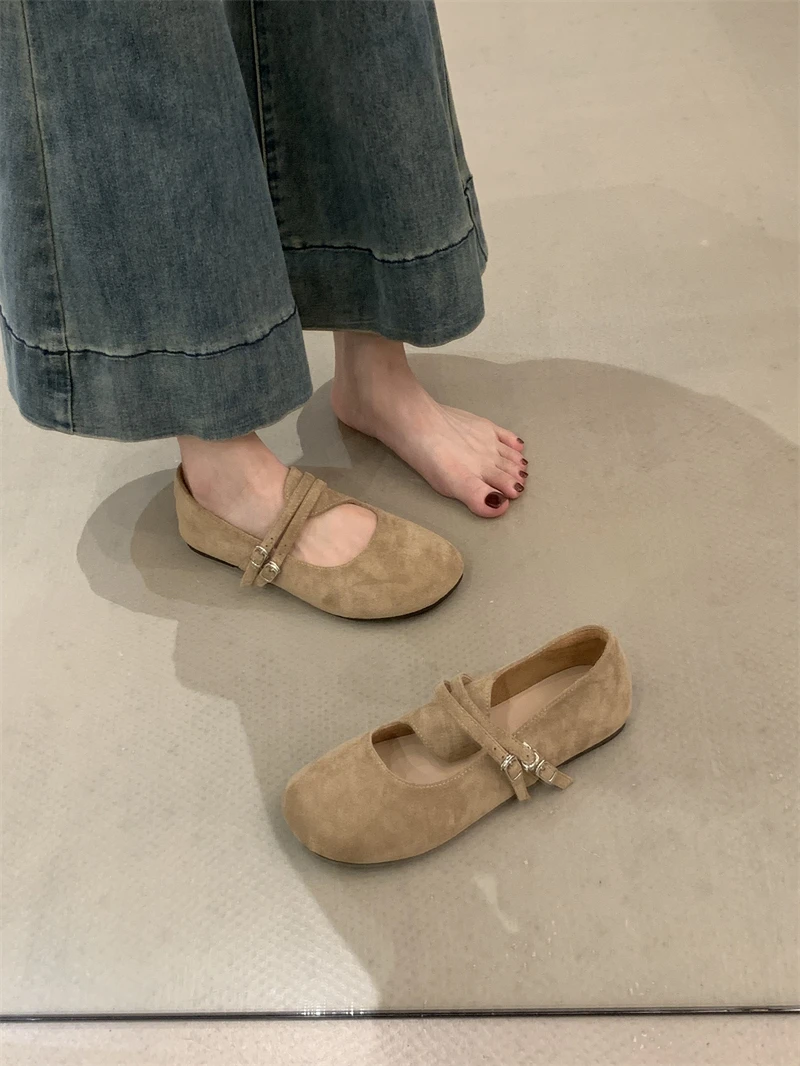 

2025 Spring summer Shallow Mouth Square Toe Loafers Shoes for Women Leather Woman Shoes Fashion Concise Low Heel Women Pumps