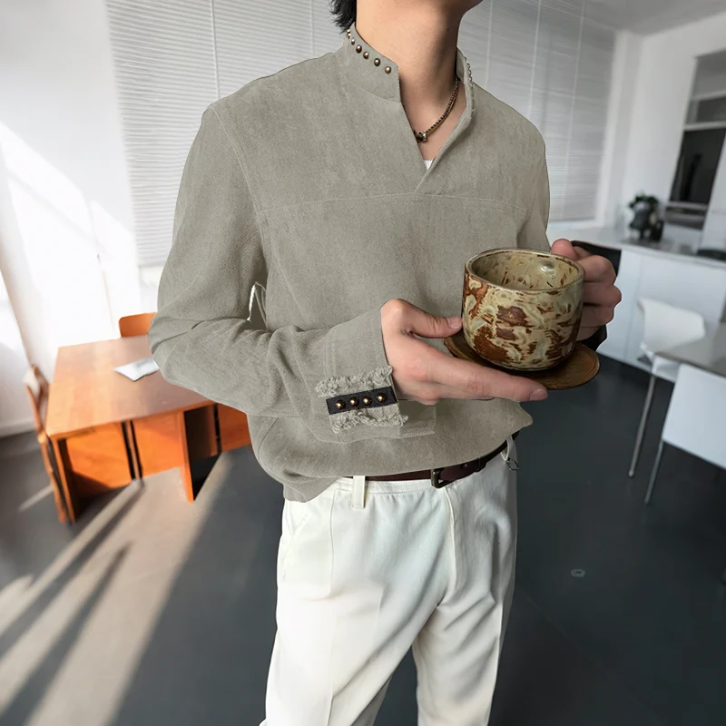 

INCERUN Мужская футболка сплошной цвет с v-образным вырезом и длинным рукавом Свободная мужская одежда Уличная одежда 2025 Корейский стиль Модные повседневные мужские футболки