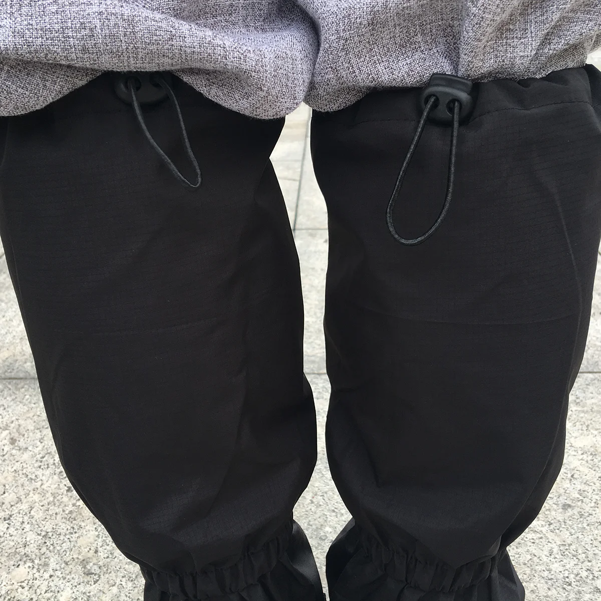 

1Pair Waterproof Snow Gaiters Breathable Hiking Skiing Climbing Boot Covers Outdoor Leg Gaiters Black Waterproof Boot Covers