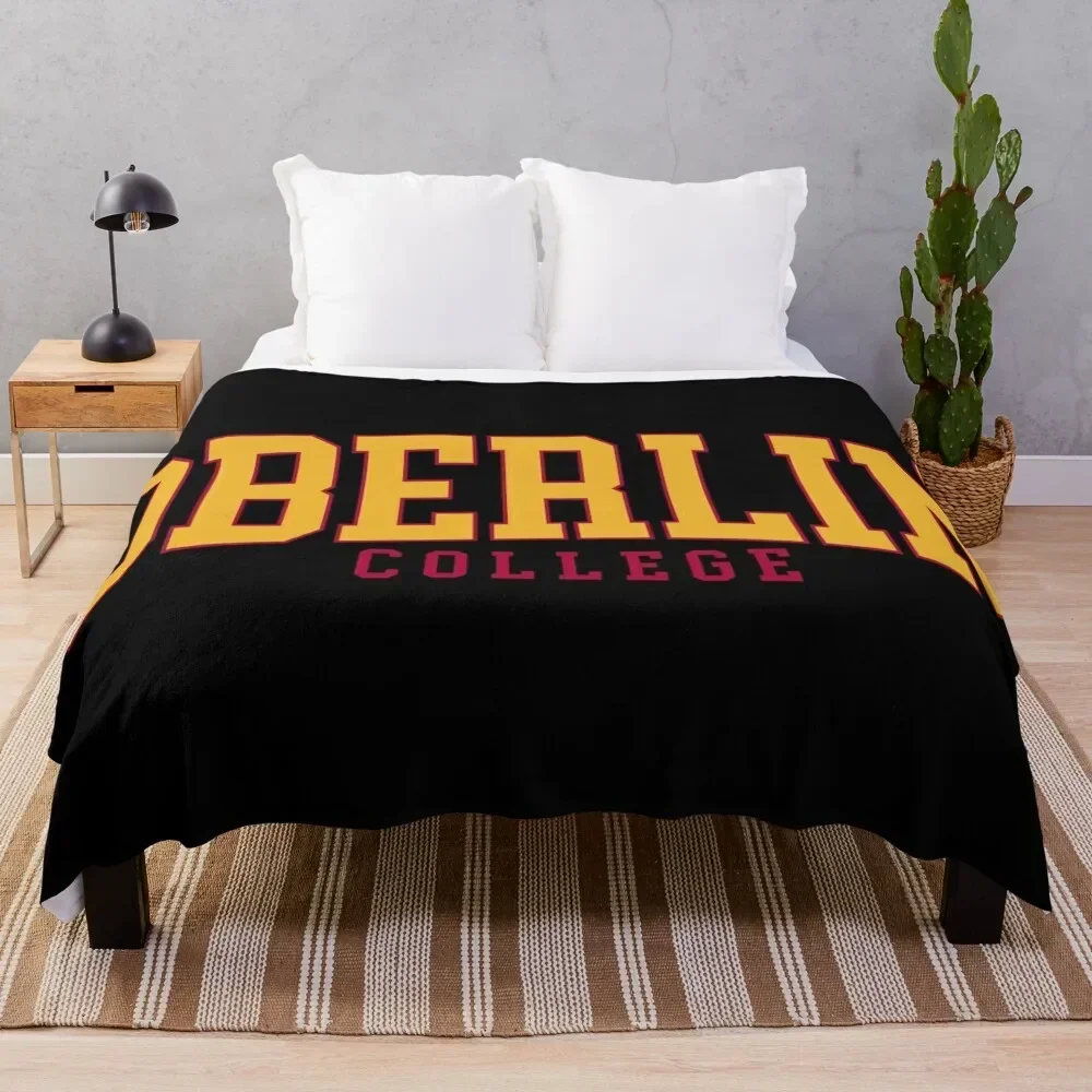 oberlin - college font curved Throw Blanket Plush Sofas Blankets