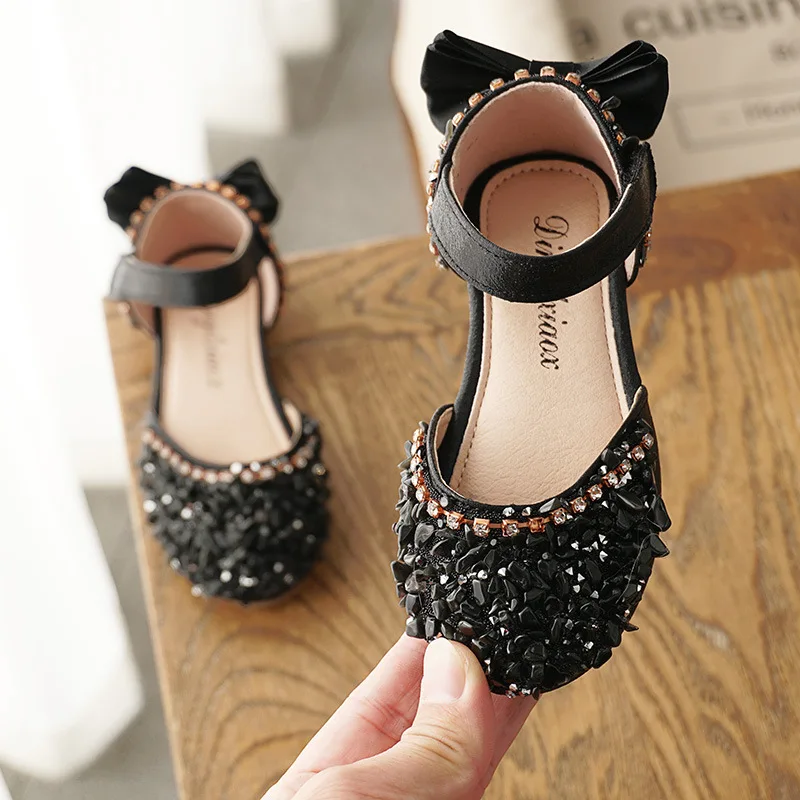 New Kids Leather Shoes Girls Wedding Shoes Children Princess Sandals Sequins Bow Girls Casual Dance Shoes Flat Sandals