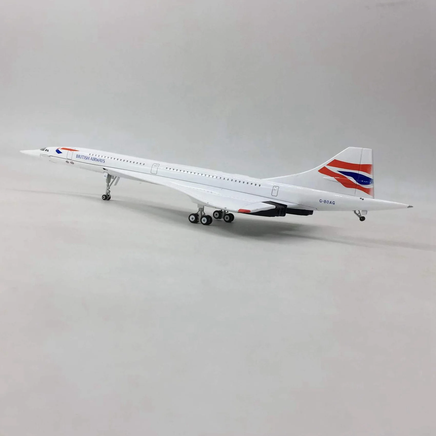 A01F-2X 1/200 Concorde Supersonic Passenger Aircraft Air British Airways Model For Static Display Collection