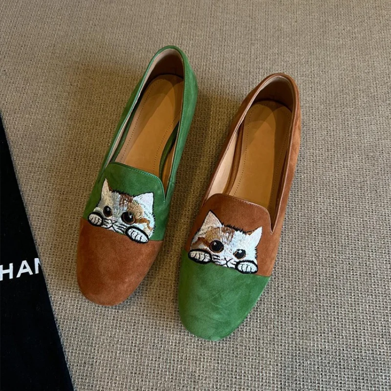 

New Embroidered Cat Slip-On Loafers for Women, Simple Outdoor Flat Comfortable Genuine Leather Single Shoes