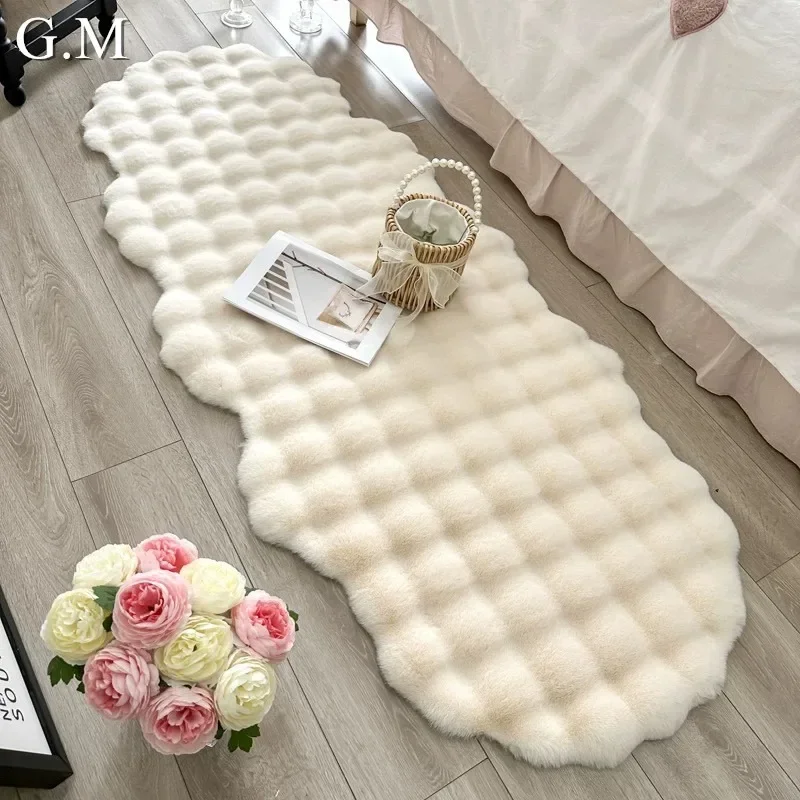 Luxurious Plush Bubble Fleece Irregular Shaped Area Rug Anti-slip Soft Bedside Floor Mat Faux Fluffy Shaggy Carpet Home Decor