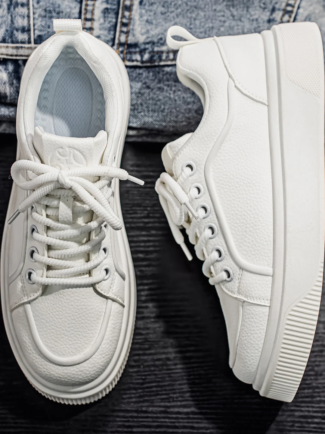 

Новые мужские дышащие кожаные повседневные кеды 2025 года: модные, удобные, универсальные спортивные кроссовки для осеннего сезона