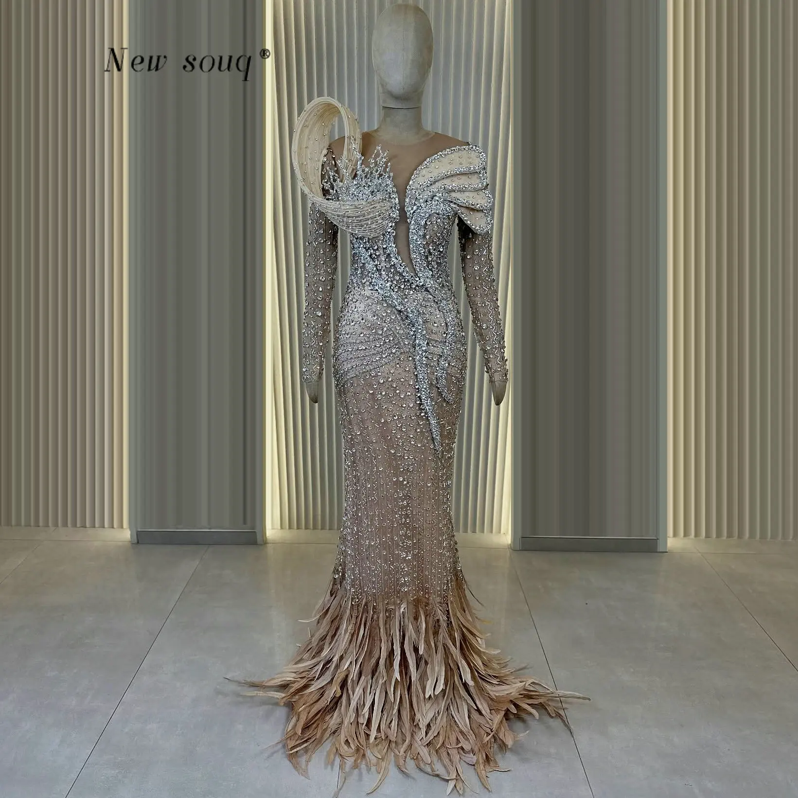 

Роскошные вечерние платья с длинными рукавами, расшитые перьями и кристаллами, 2026, на заказ, для второго приема в Дубае, для знаменитостей, для вечеринок