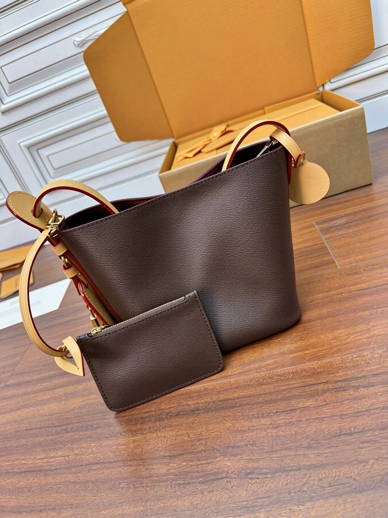 Elegant Women Two-in-one Bucket Crossbody Bag Contrast Trim PU Leather Large Capacity Handbag With Detachable Zipper Coin Pouch