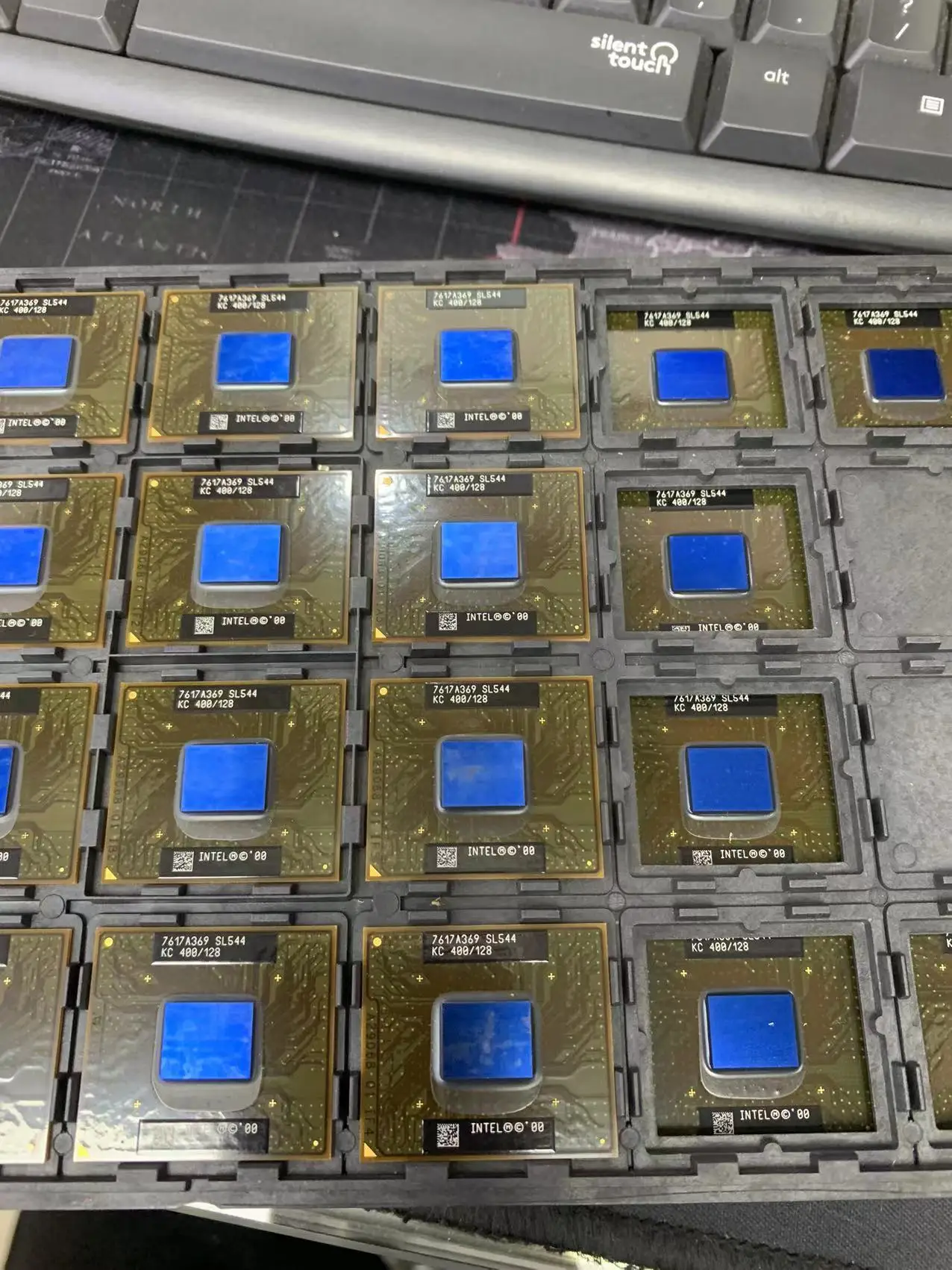 

KC400 128 SL544 （1pcs）BOM matching / one-stop chip purchase original