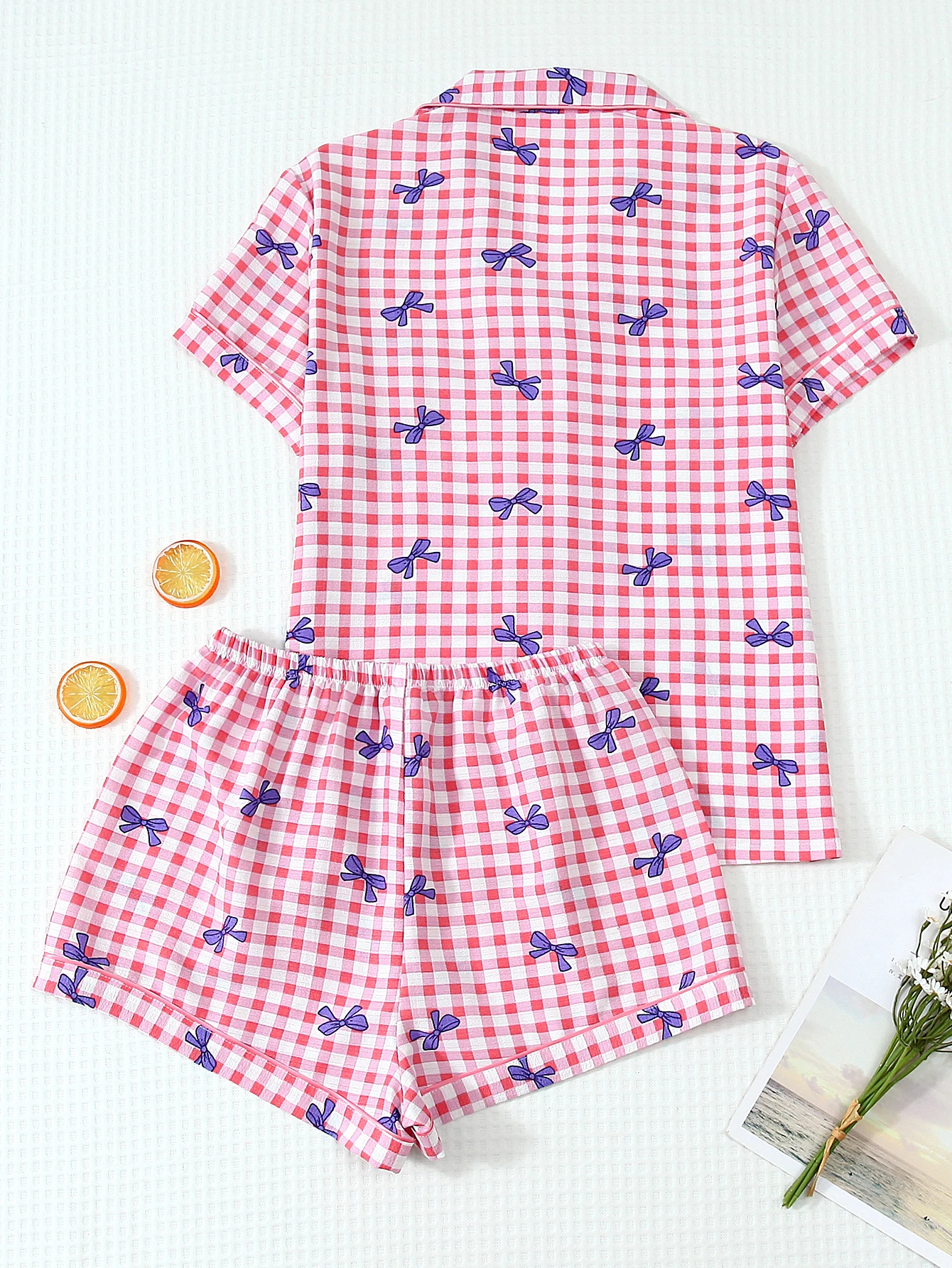 Two-Piece Comfortable Red and White Plaid Purple Bow Print Lapel Button-Down Short-Sleeve Top with Pockets and Bow Shorts Spring/Summer Women's Pajama Loungewear Set Suitable for Home Use