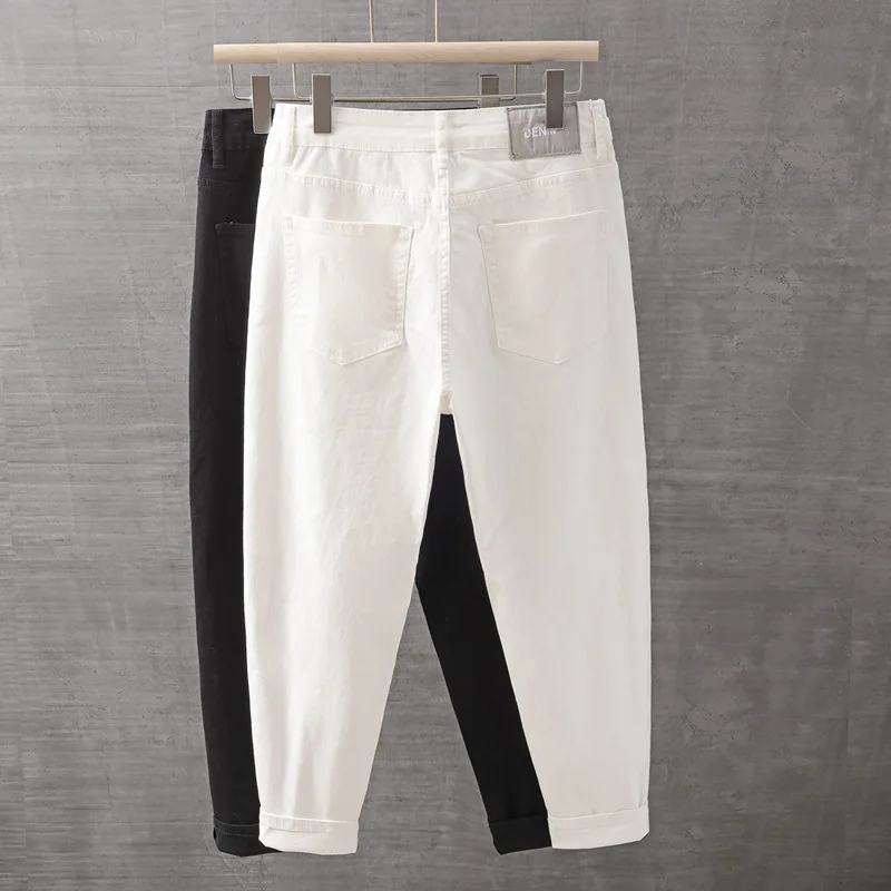 

Модные мужские джинсовые брюки в корейском стиле с небольшим прямым кроем, тонкие и универсальные однотонные джинсовые белые брюки.