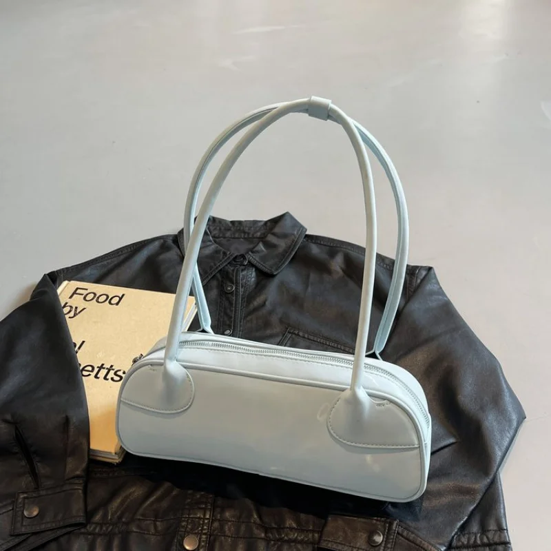 

Elegant Leather Women's Messenger Bag High-End Luxury Chic Accent Trendy Daily Commuter Vintage Casual Bag​