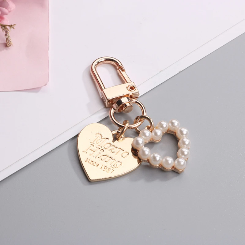 Metal Heart Shell Key chain Creative Gift Cute Pearl Pendant Bag Pendant