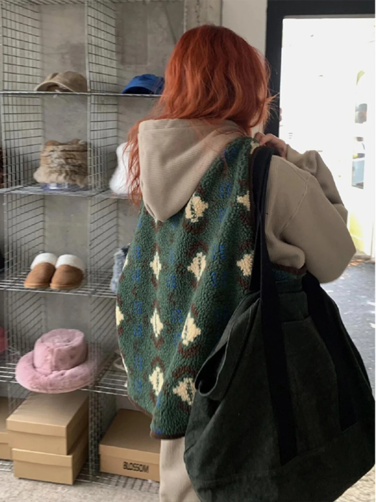 Hong Kong Sle Retro Faionable ort Gebreide Trui Dames Herfst Winter Nieuwe Sle Preppy oulder Sve Insertion Top