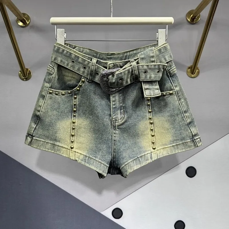 Heavy Industry Rivet Short Denim Shorts Women's Spring Summer 2024 New Retro Color Slimming Bag Hip Wide Leg Hot Pants