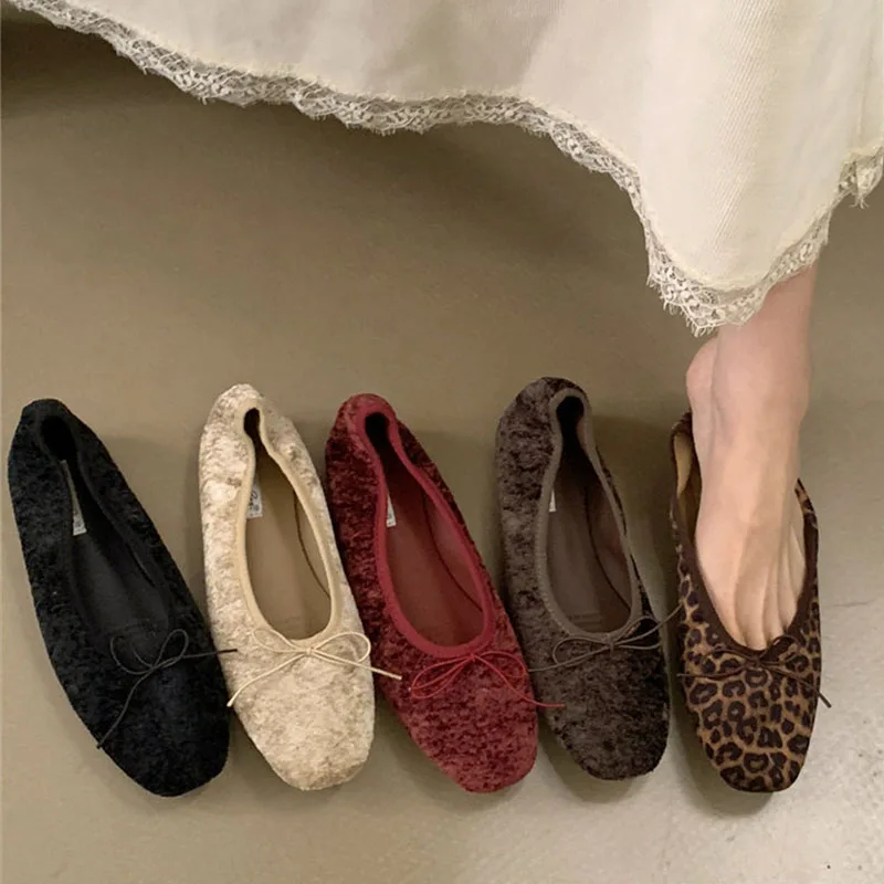 Weiche flache Schuhe für Damen, Neuheiten für Herbst und Winter, lässige Damen-Flachschuhe mit Schmetterlingsknoten, flache modische Flockschuhe für Damen – Detail 1