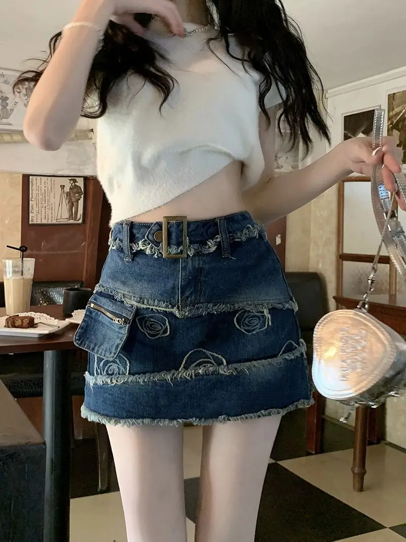 

Retro Rose Denim Skirt For Women In Summer Large Size Design Slim A-Line Skirt Short Skirt