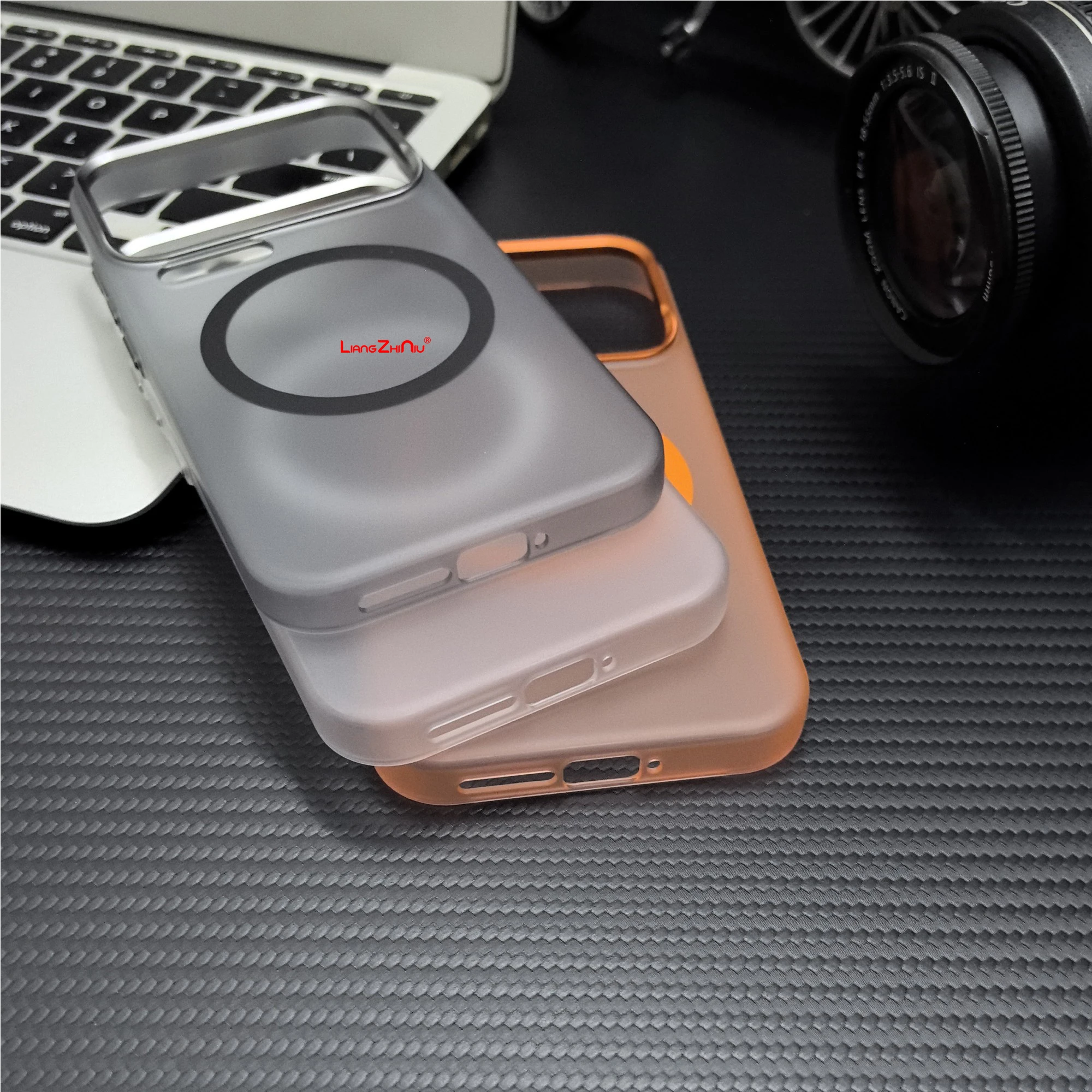 Para Xiaomi 17 Pro Max / 17 Pro / Mi 17 funda de teléfono Magsafe magnética semitransparente esmerilado a prueba de golpes funda dura ultrafina para Pc