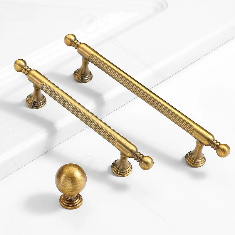 Vintage French Style Zinc Alloy Cabinet Pull Antique Bronze Drawer Handle for Wardrobe Wine Cabinet TV Stand Hardware