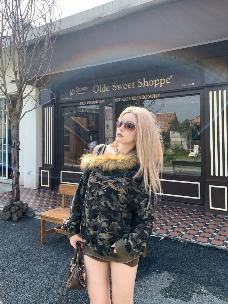 الأمريكية خمر الشارع الشهير التمويه تي شيرت المرأة عادية انحراف فو الفراء طوق قبالة الكتف مثير ريترو 2025 الخريف #5