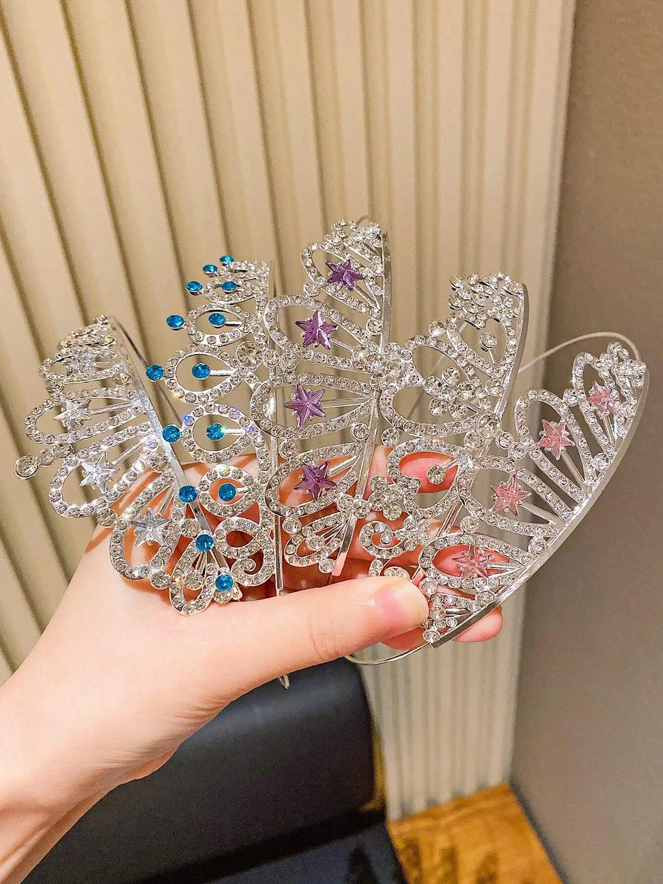 

5 шт. элегантных разноцветных корон, подходящих для свадеб, дней рождения, выступлений и фестивалей, аксессуары.