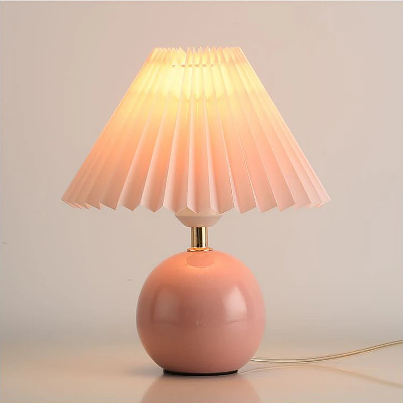 Modern Luxury LED Desktop Decorative Light Nordic Creative Ceramic Table Light Bedside Study Hotel Simple Fabric Light Fixture