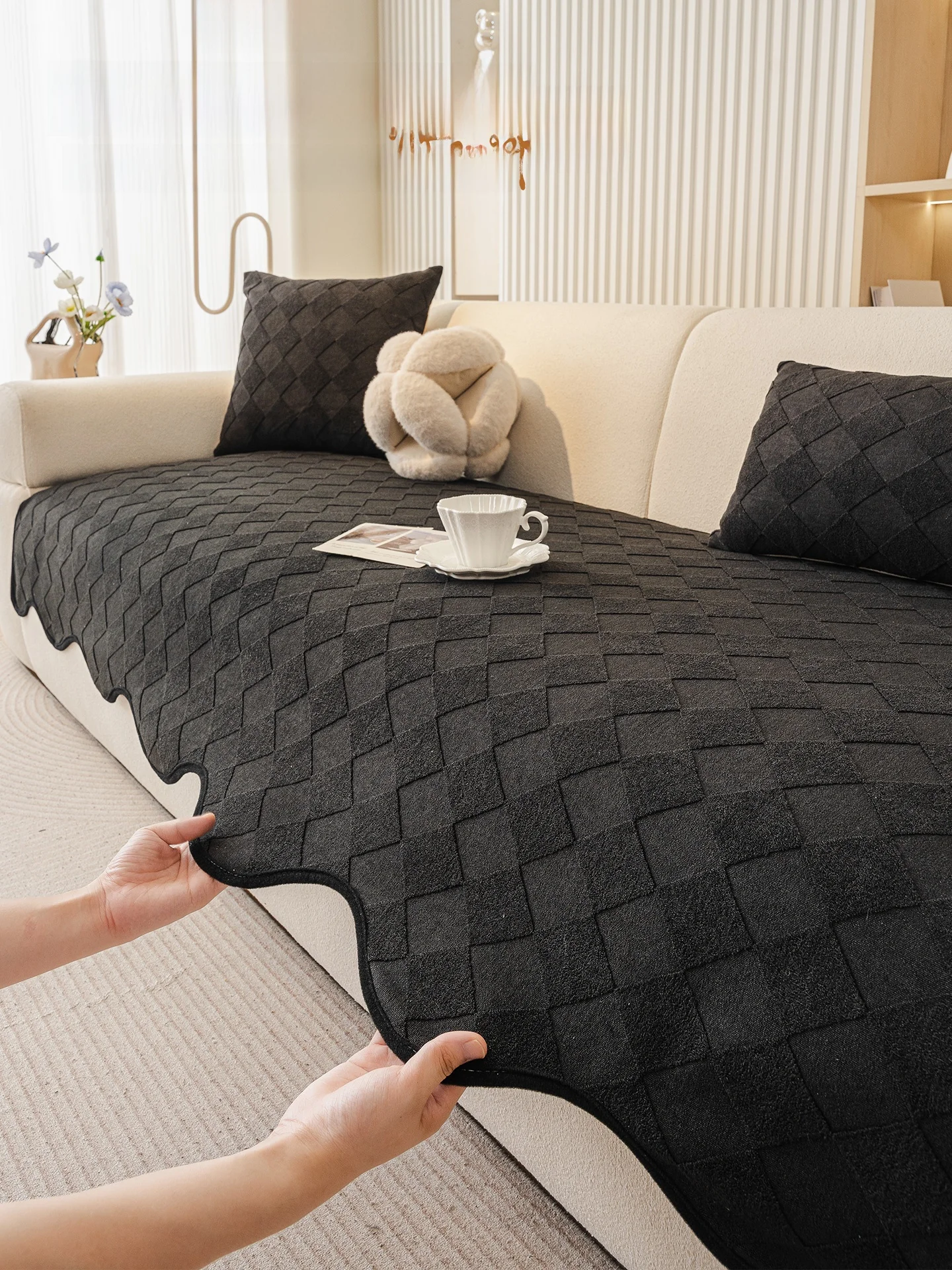 

Black Irregular Thickened Sofa Cushion Winter Fixed Anti-slip Straight Leather Sofa Cover Cloth Towel Universal Fit for Home