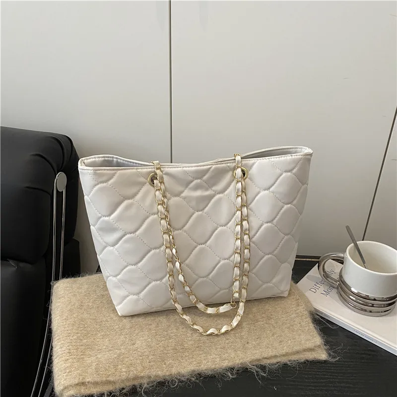 

Женская сумка большой вместимости, новая модная сумка через плечо на одно плечо 2025 года, универсальные сумки подмышки с ромбовидной сеткой и цепочкой