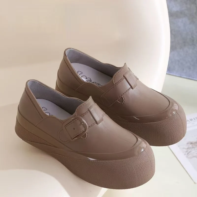 

New Woman Thick Sole Low Top Rain Shoes Injection Molding Soft Sole Non Slip Waterproof Round Toe Slip On Outdoor Work Shoes