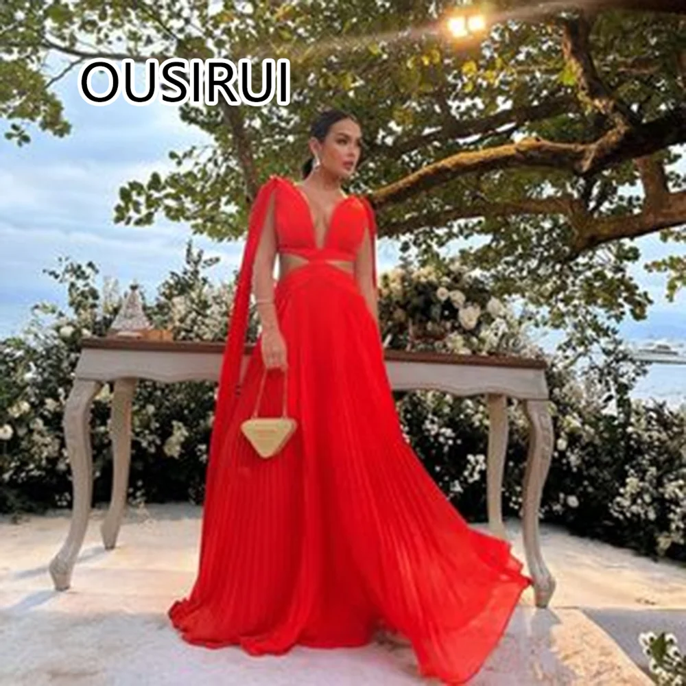 

Chic V-neck Chiffon Strapless A-line Evening Bridesmaid Gown Backless Floor-Length Sweep Court Prom Dress with Cape Custom Made
