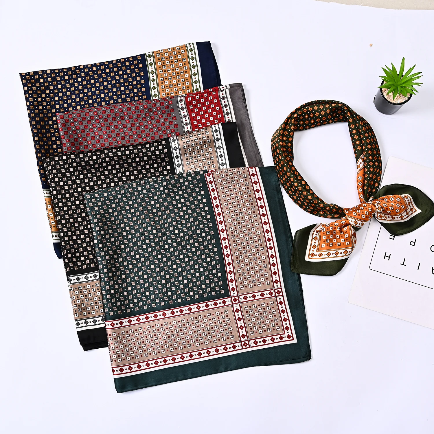 Grid Ideas Geometric Printing Square Scarf Decorative Headscarf Clothing 70cm Shawl Headscarf Fashionable and Elegant