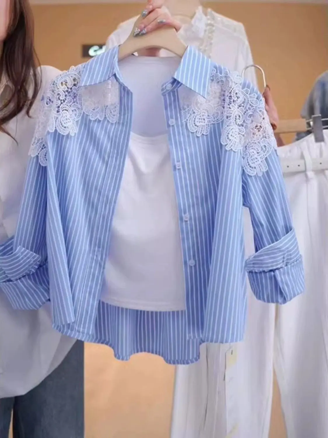 

Lace Hook Splicing Polo Neck Striped Women Shirt Spring New Loose Jacket Top