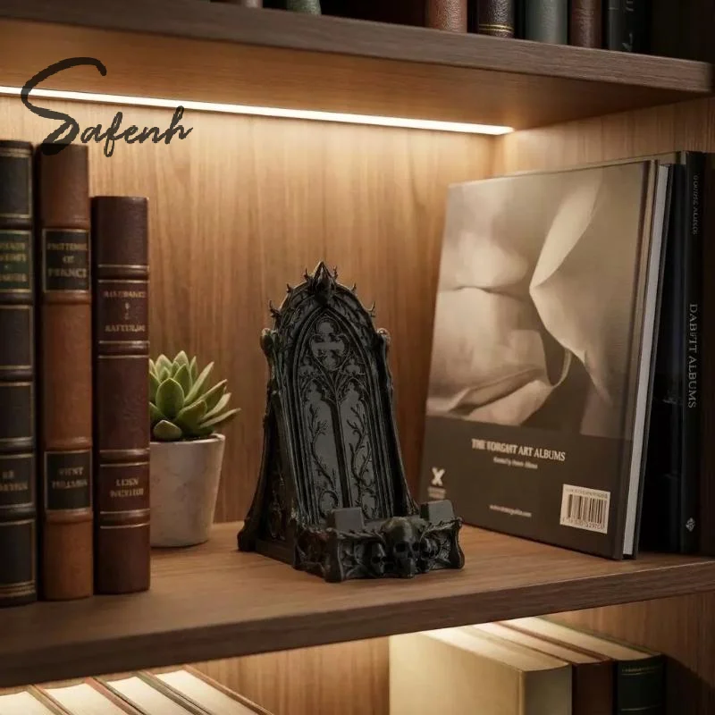 Gothic Skull Phone Stand, Dark Gothic-style Desktop Phone Holder, Featuring Details Of Skulls And Thorns, Decorative Phone Stan