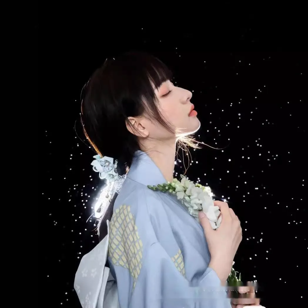 新しい着物女性のフォーマルウェア伝統的な和風改良された水色着物浴衣写真旅行服